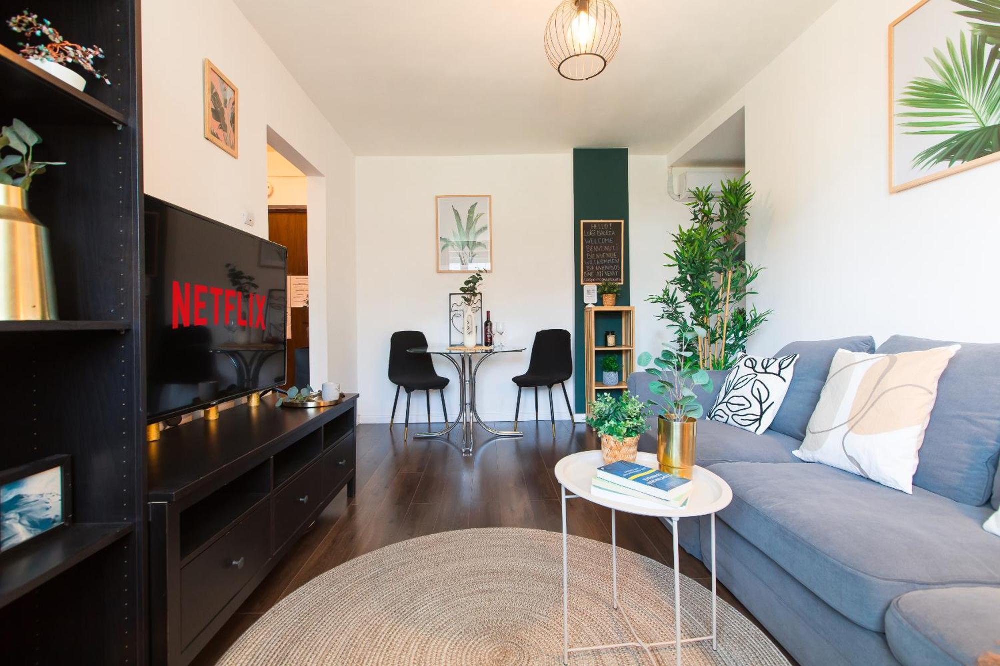 Old Town Apartment With Amazing View From The Balcony Bucarest Extérieur photo