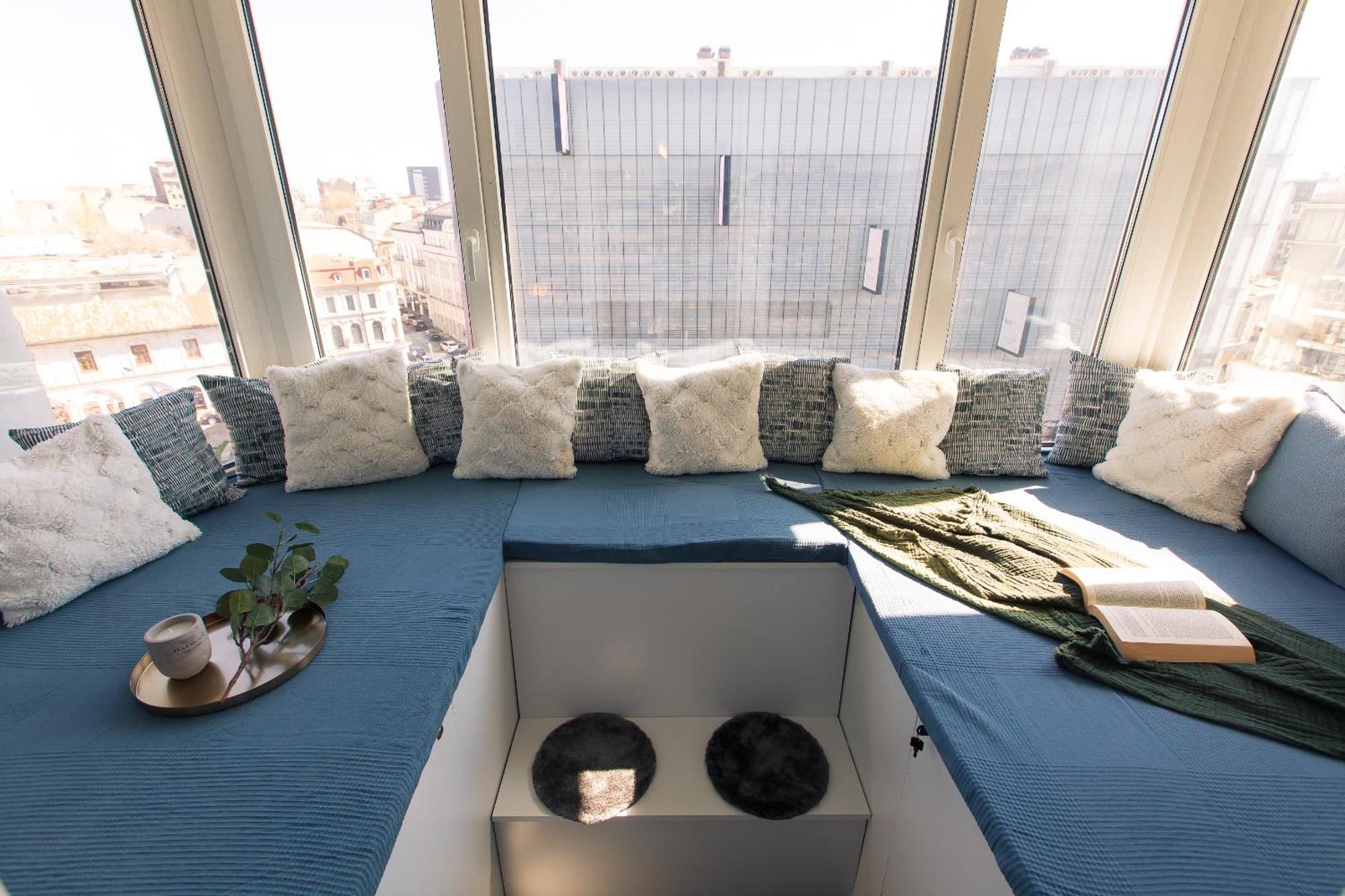 Old Town Apartment With Amazing View From The Balcony Bucarest Extérieur photo